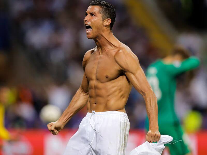 how much does ronaldo weigh